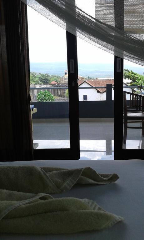 Kadek Homestay アメッド エクステリア 写真
