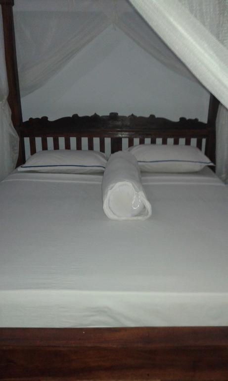 Kadek Homestay アメッド エクステリア 写真