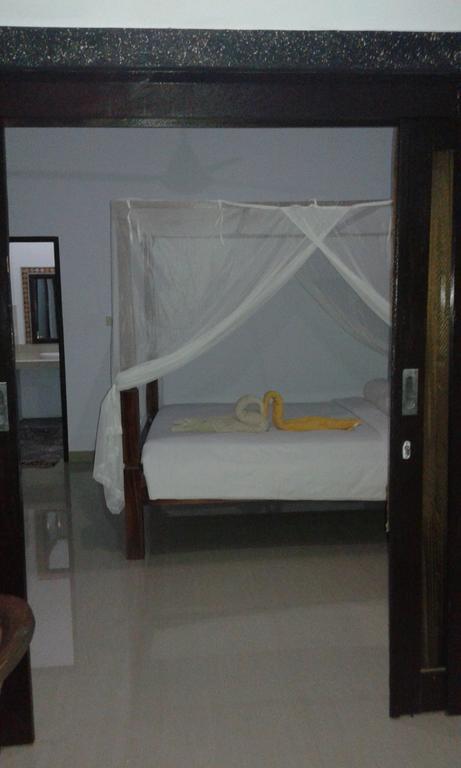 Kadek Homestay アメッド エクステリア 写真