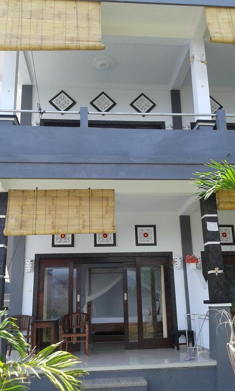 Kadek Homestay アメッド エクステリア 写真